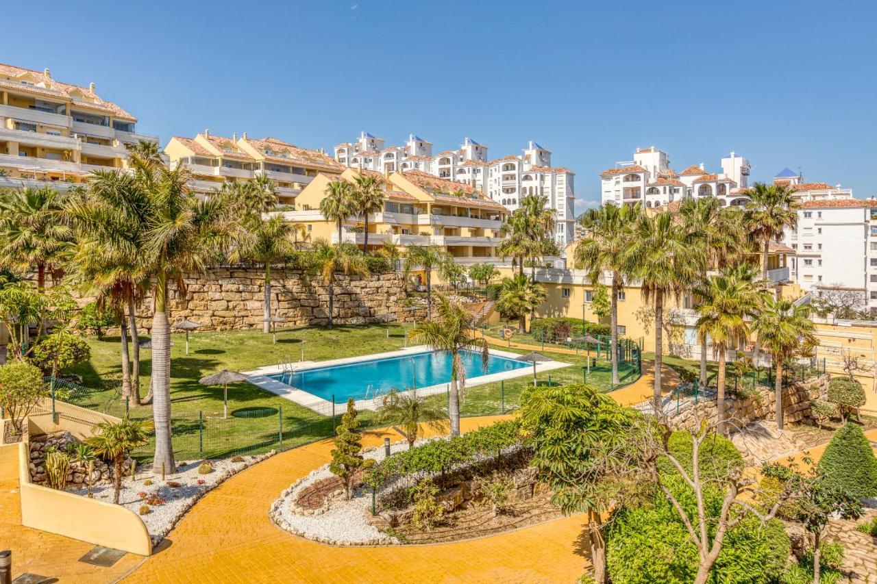 Hanami Puerto Alto Estepona Pa 4-2 Buitenkant foto